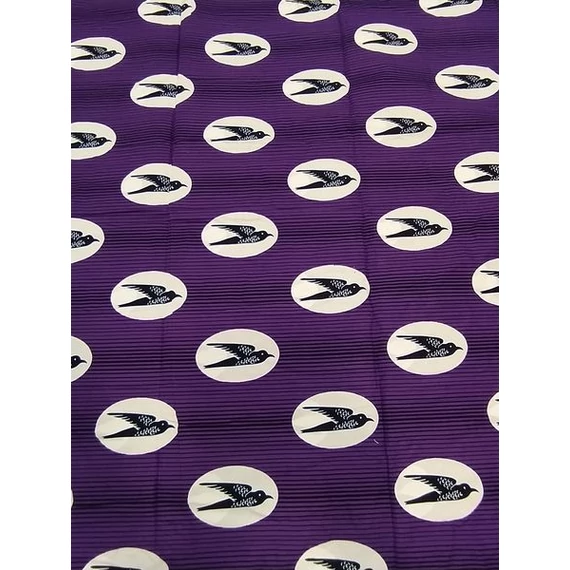 Lila fecskés afrikai textil
