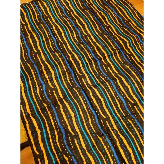 Csíkos afrikai textil